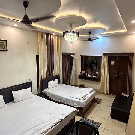 Kalash Guest House Ayodhya Exterior foto