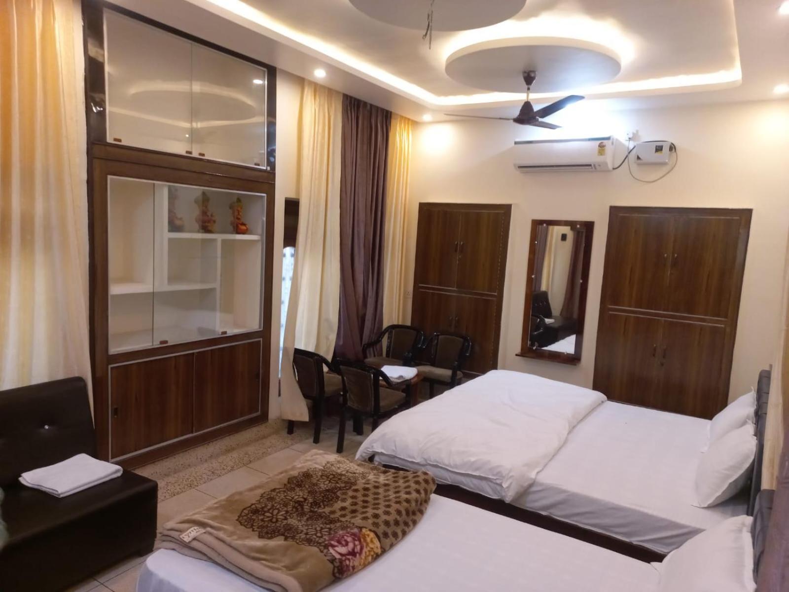 Kalash Guest House Ayodhya Exterior foto